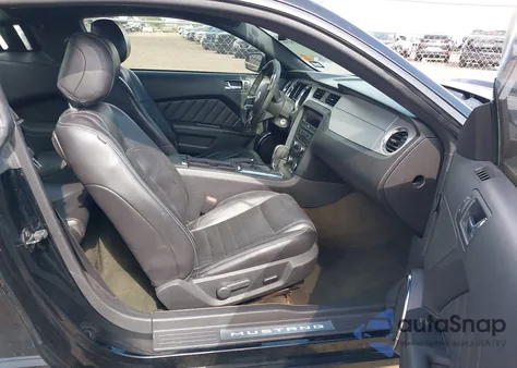 2014 Ford Mustang V6 Premium из США, поврежденный, VIN 1ZVBP8AM1E5206276